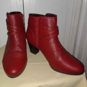 Rialto Red Booties 8.5